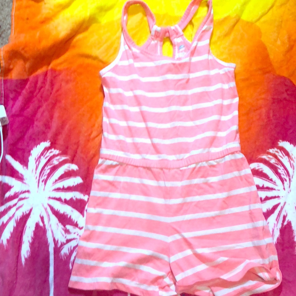 I am selling this romper from old navy